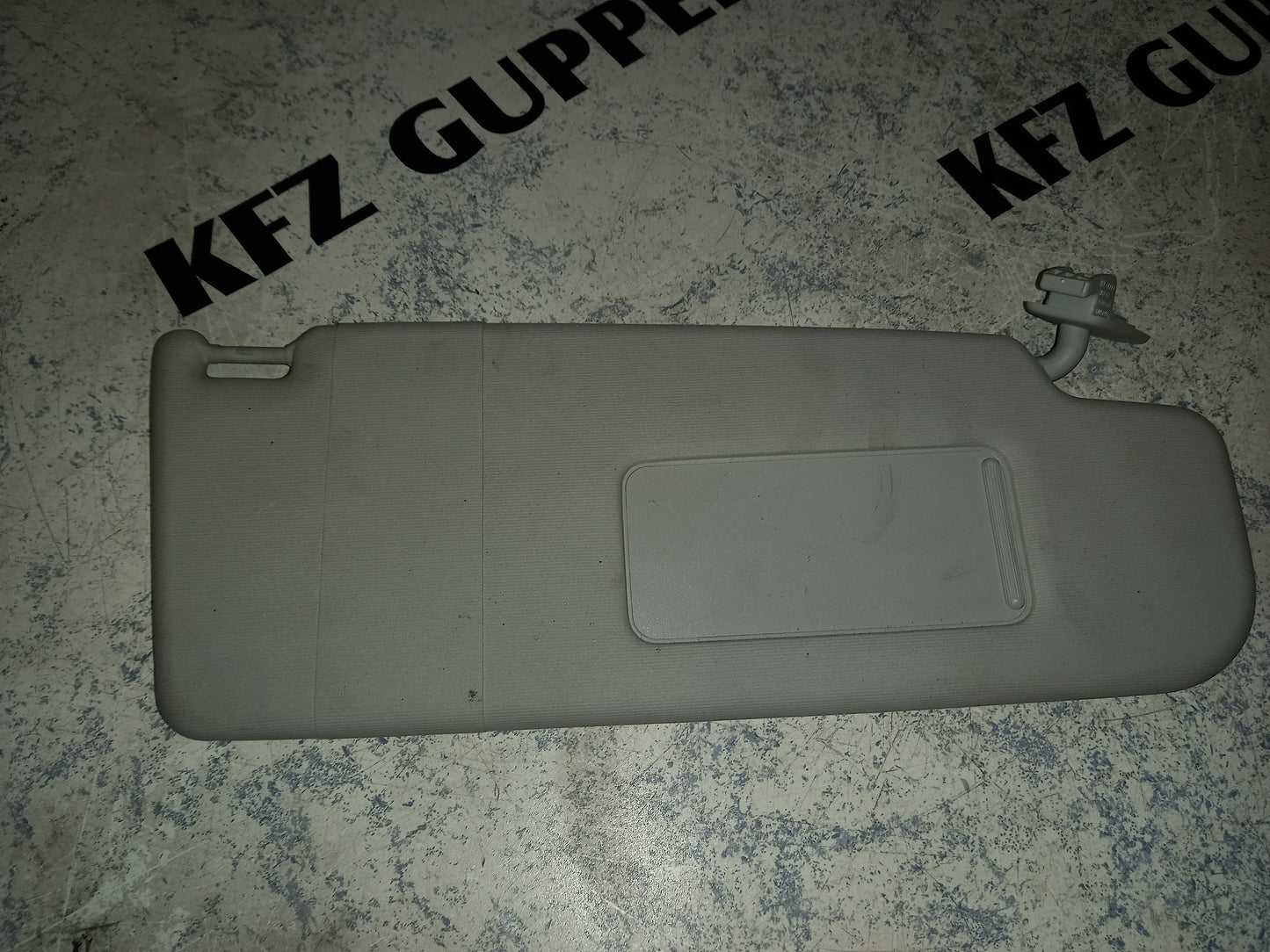 Sonnenblende Rechts Vorne Beifahrerseite VW Golf 5 BJ 2003-2010 1K0857552