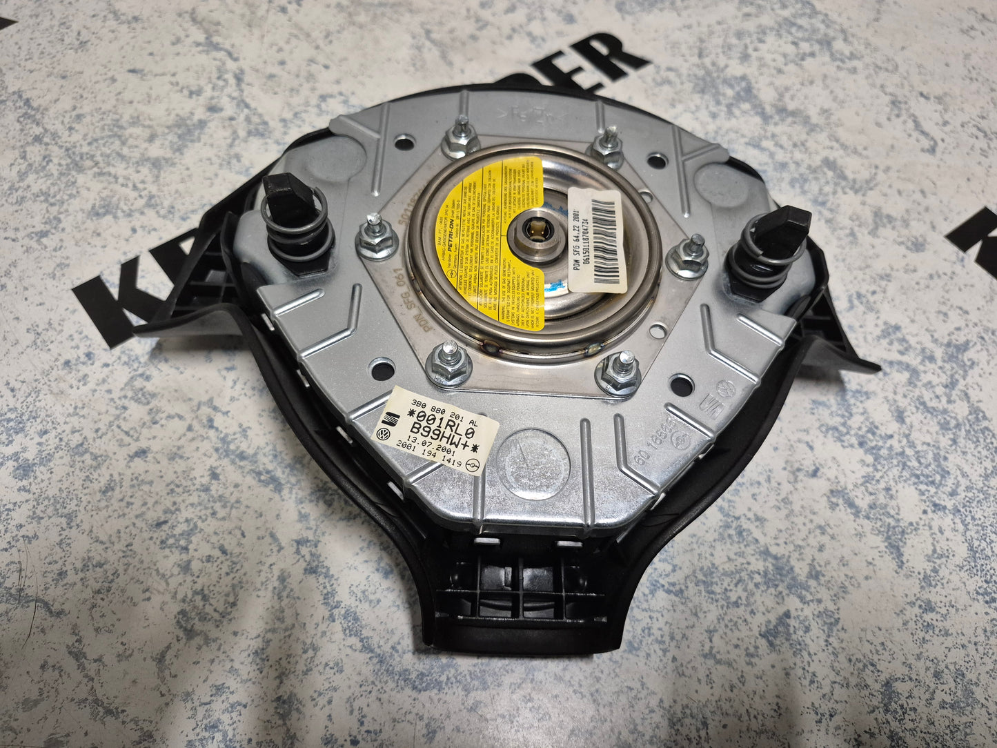 Fahrerairbag VW Passat 3BG BJ 2000-2005 3B0880201AL