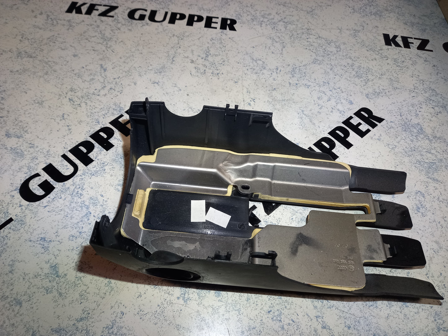 Lenksäulenverkleidung Unterteil  Audi A3 8P BJ 2003-2013 8P0953516