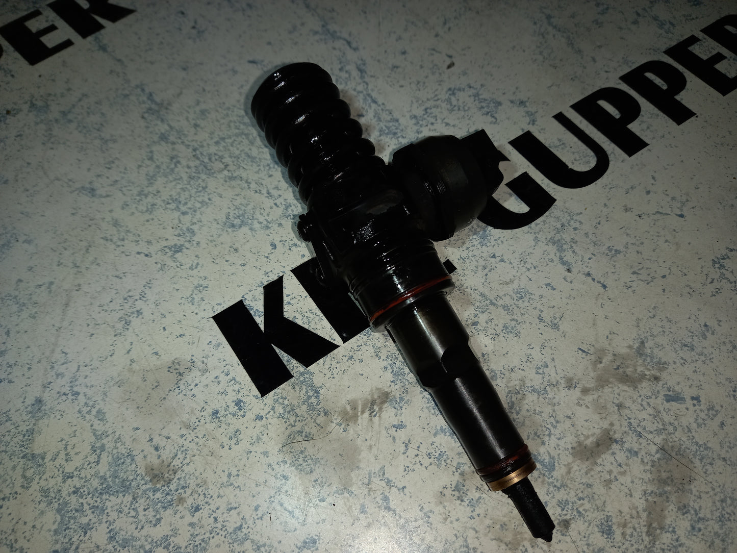 Injektor Pumpedüseelement  Audi A3 8P BJ 2003-2013  1.9 TDI BKC 038130073AG