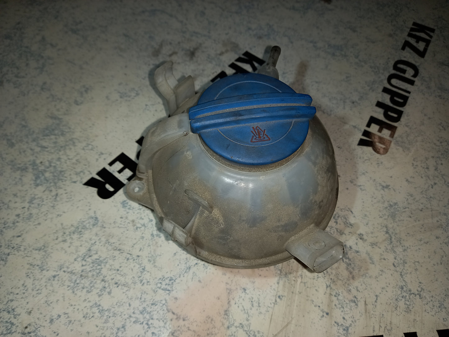 Ausdehnungsgefäß Kühlwasser  Audi A3 8P BJ 2003-2013 1K0 121 407 A