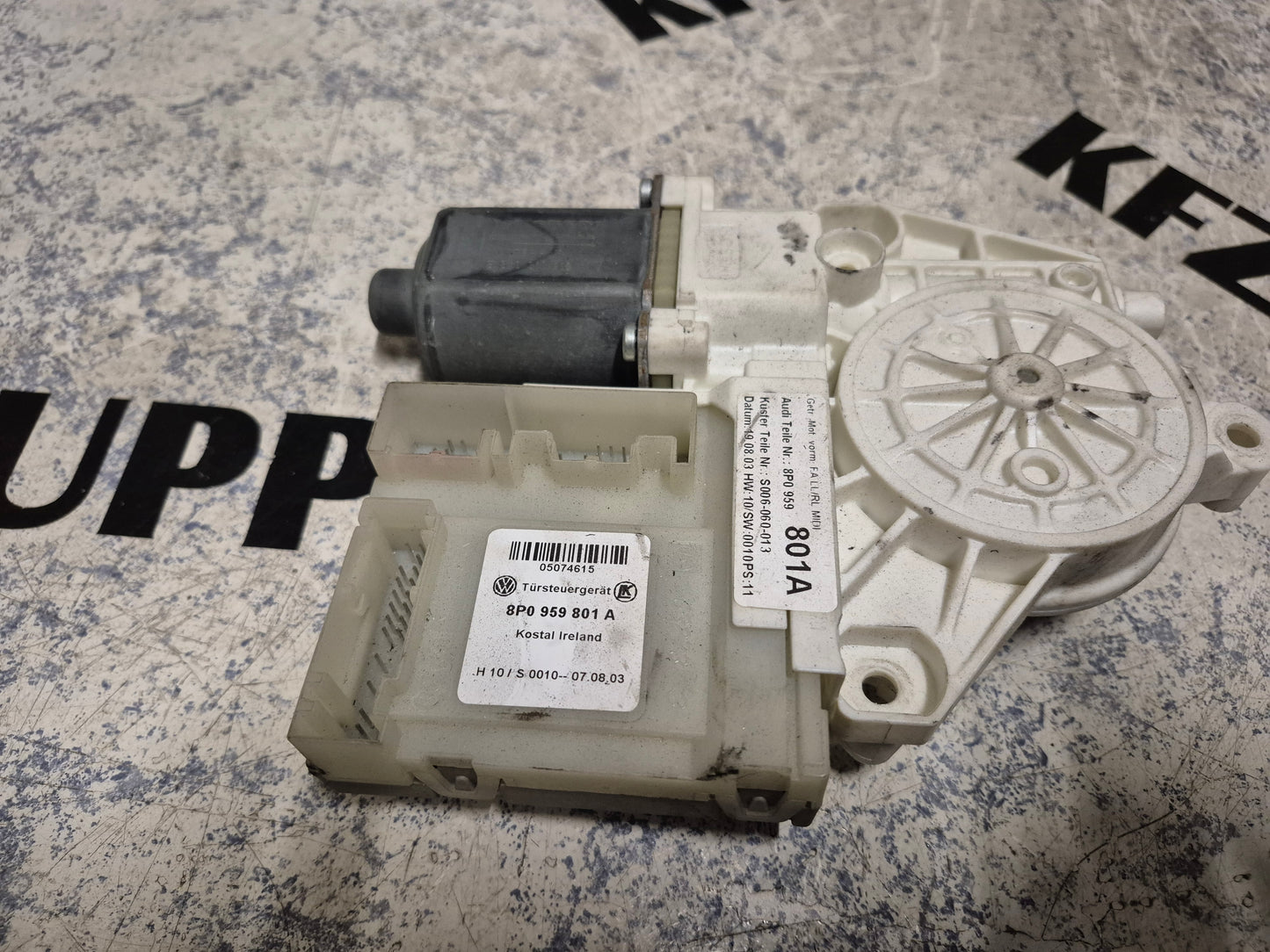 Fensterhebermotor Links Vorne Audi A3 8P 8P0959801A