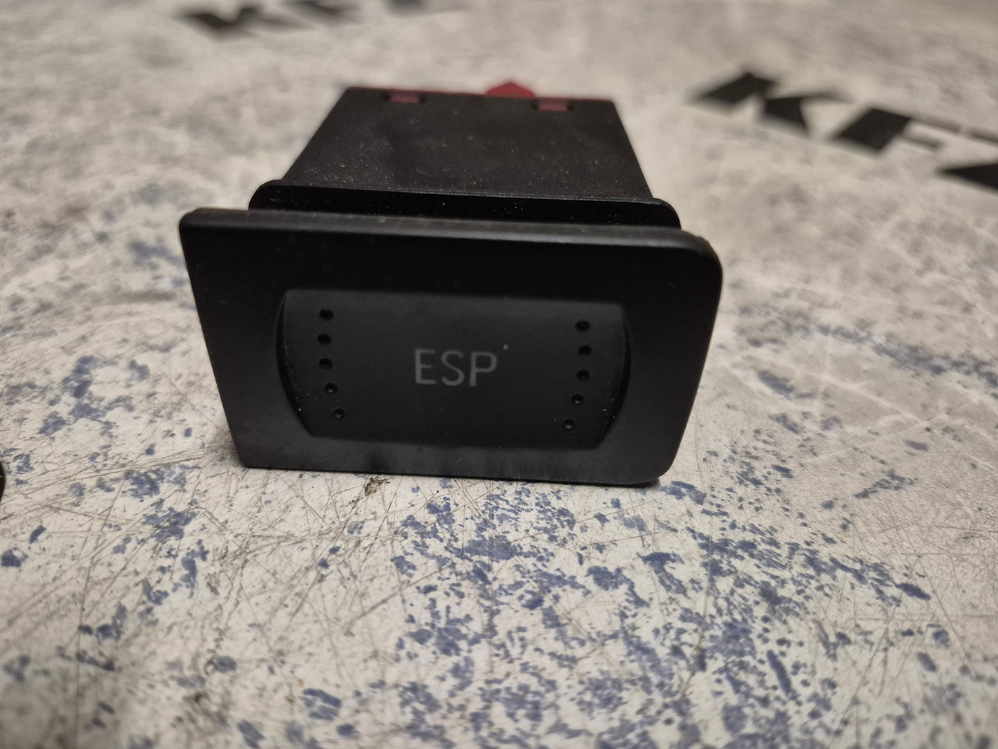 ESP Schalter Golf 4 1J0 927 134 A