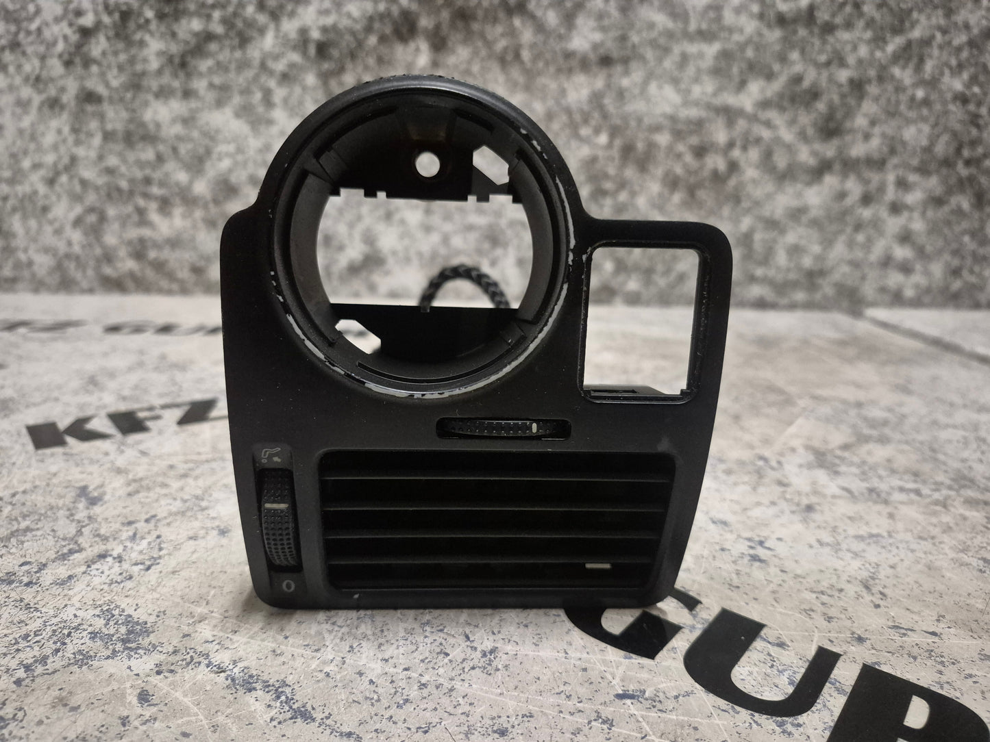 Luftdüse Luftausströmer Links VW Golf 4 BJ 1997-2008 1J1819703E
