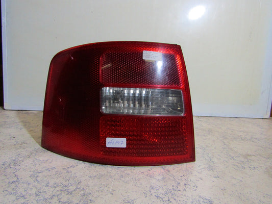 Rücklicht Audi A6/S6 4B/C5 Kombi Links