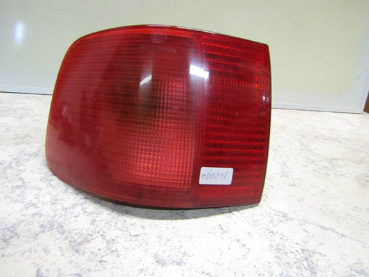Rücklicht Audi 100 C4 Limousine Links