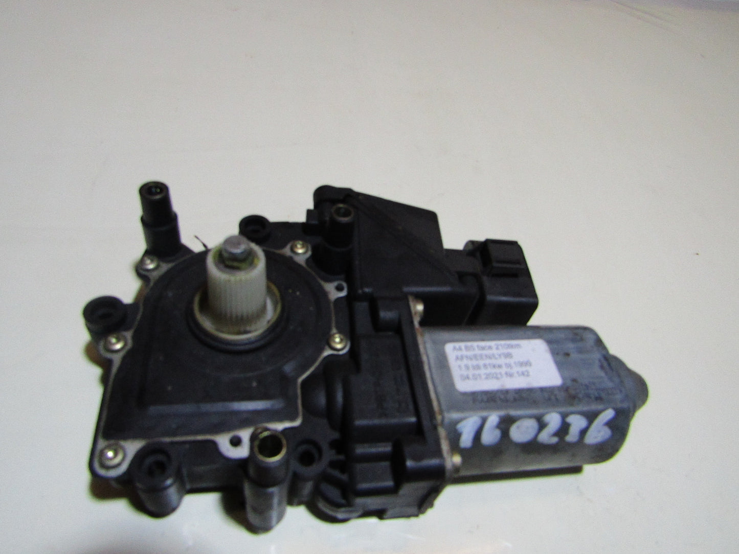 Fensterheber Motor Audi A4/S4 B5 Bj 1997-2002 Rechts vorne