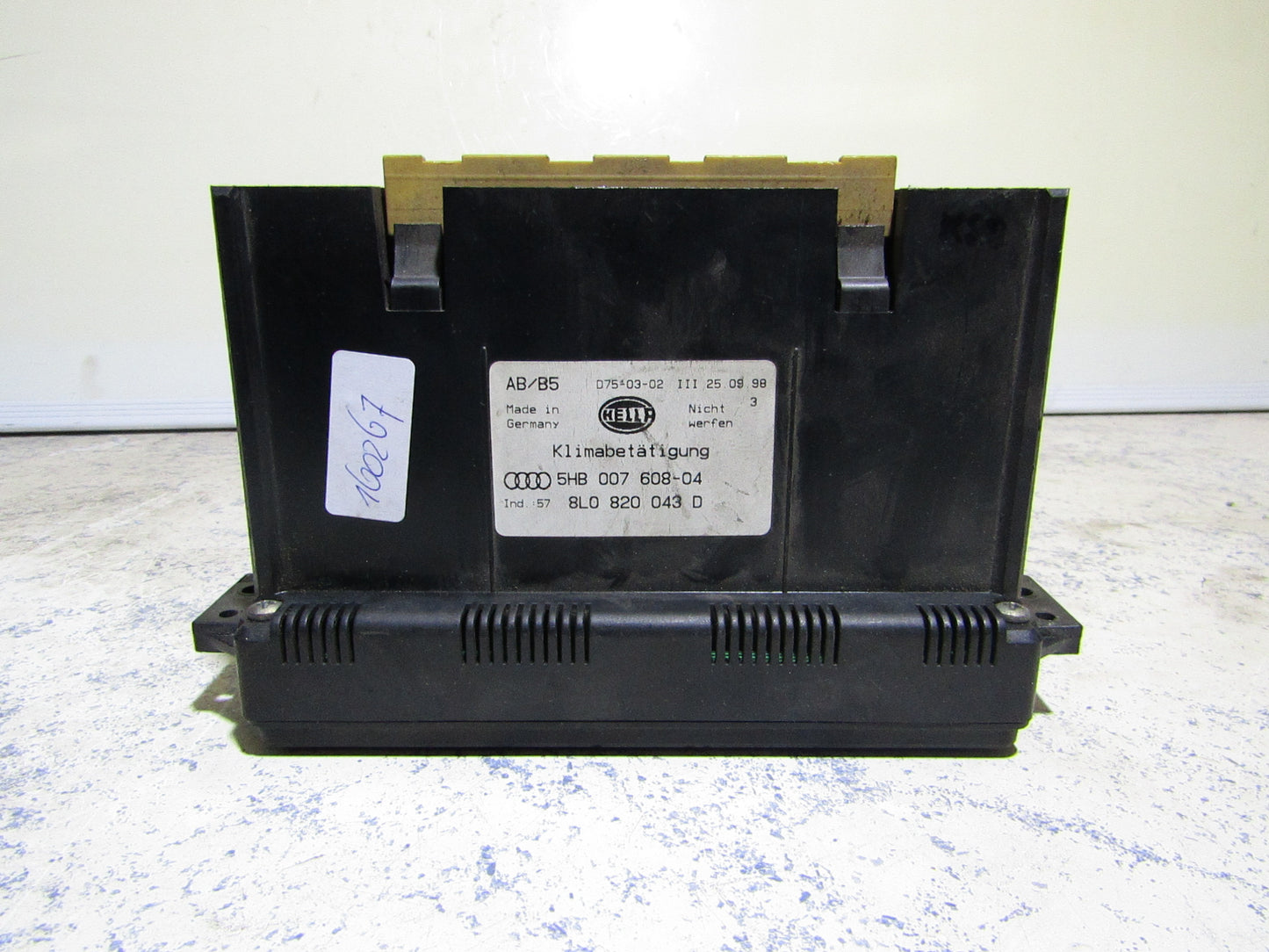 Klimabedienteil Audi A4/S4 B5 Bj 1994-2001 8L0820043D