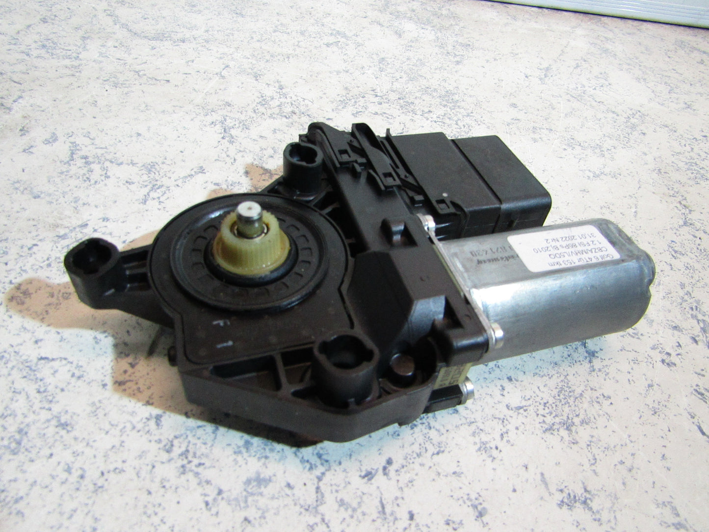 Fensterhebermotor 5K0 959 703 D