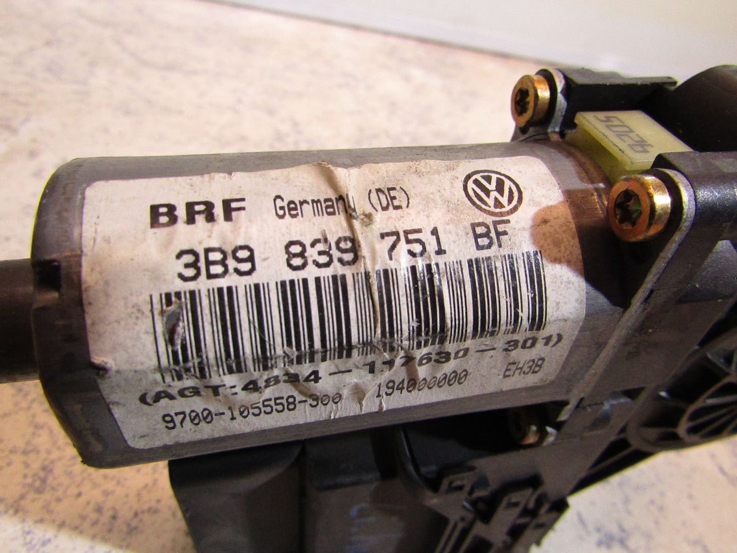 Fensterhebermotor 3B9839751BF